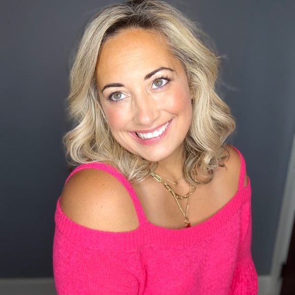 Sweater - Picture 7 of 10